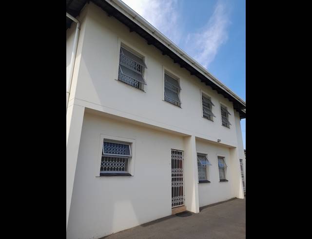 8 BEDROOM FREEHOLD FOR SALE IN GLENWOOD